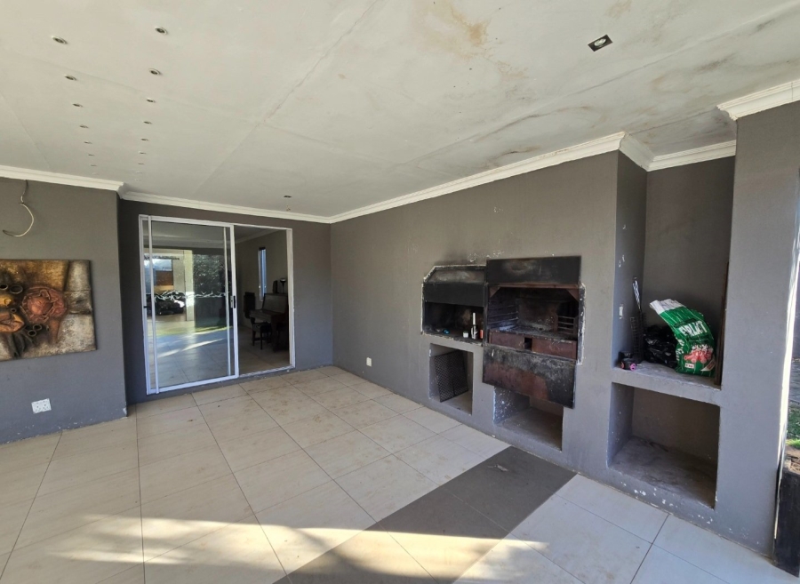 4 Bedroom Property for Sale in Dan Pienaar Free State